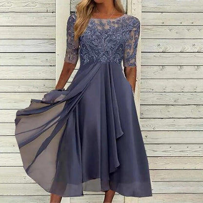 Auréline | Elegante Jurk met Kant en Vloeiende Rok