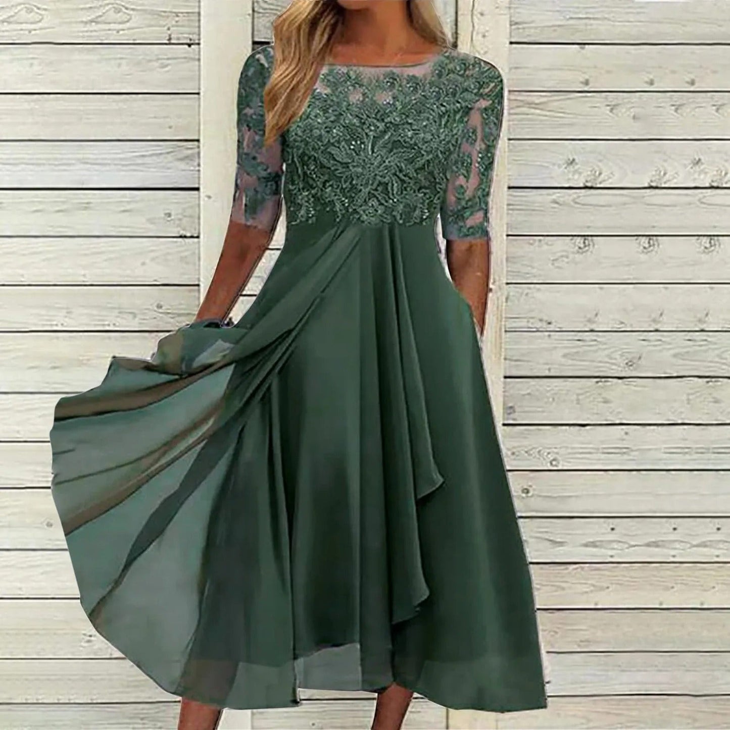 Auréline | Elegante Jurk met Kant en Vloeiende Rok